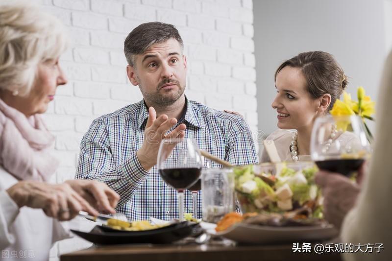 别人请吃饭怎么委婉拒绝（高情商拒绝别人要我请客吃饭）