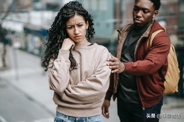 爸妈坚决不同意男朋友怎么办（女方父母强烈反对怎么办）