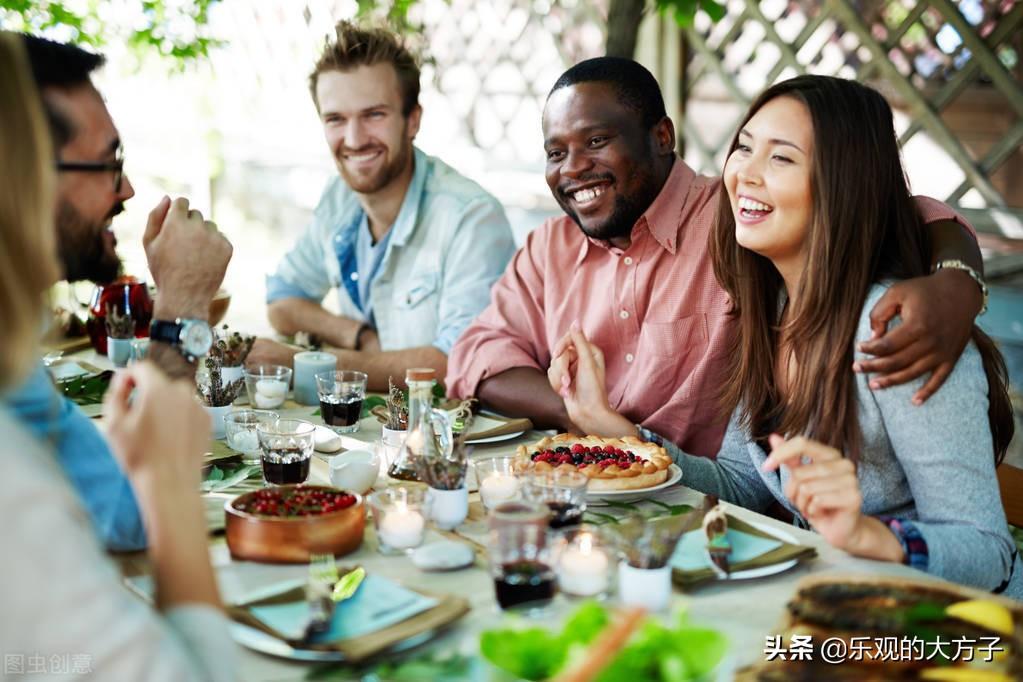 别人请吃饭怎么委婉拒绝（高情商拒绝别人要我请客吃饭）